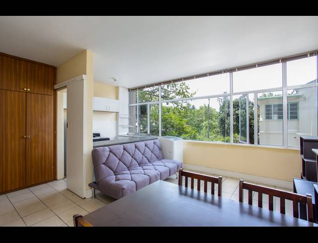 1 BEDROOM APARTMENT FOR SALE IN RONDEBOSCH